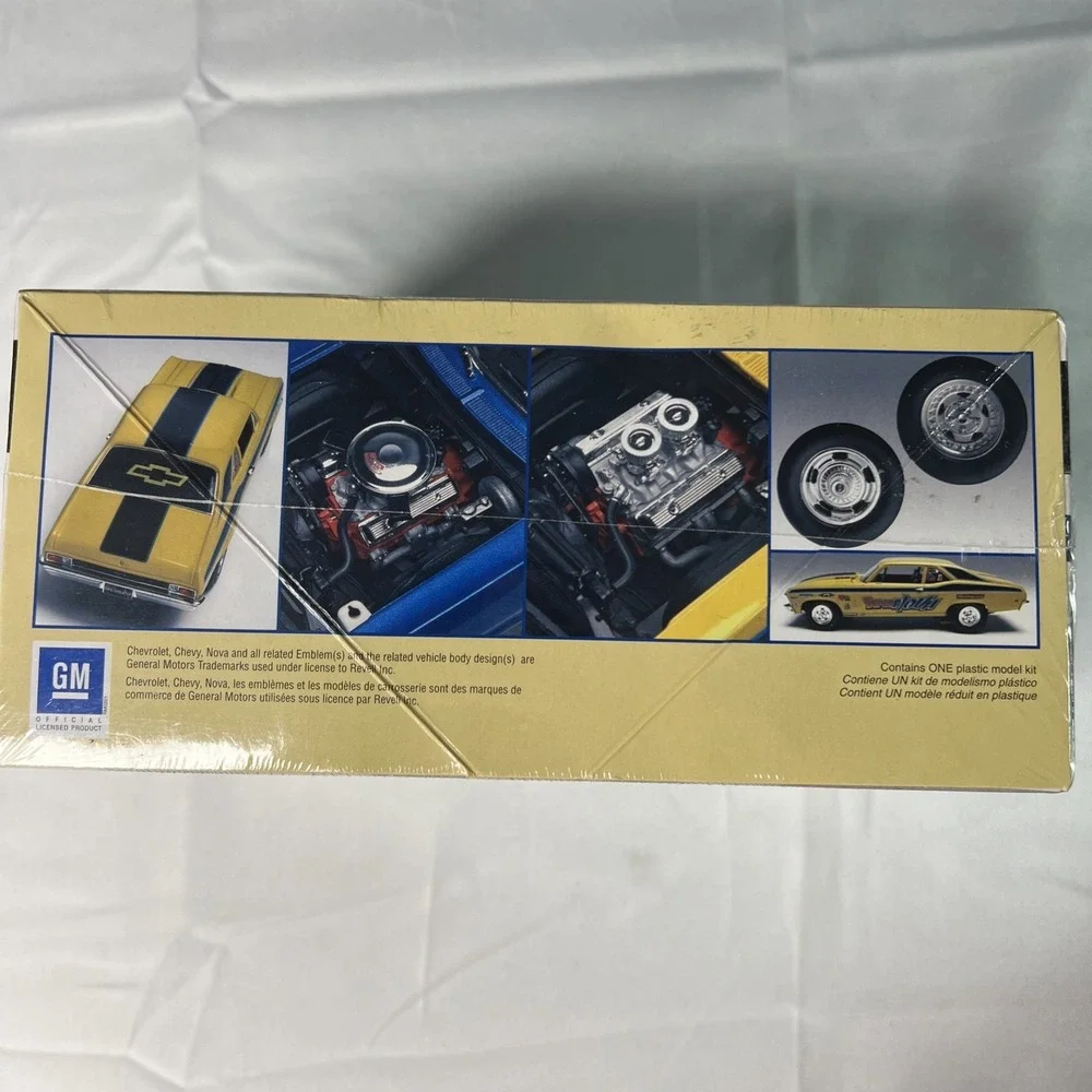 Revell 1/25 1969 Chevy Nova SS Plastic Model Kit 85-2098 Sealed NIB